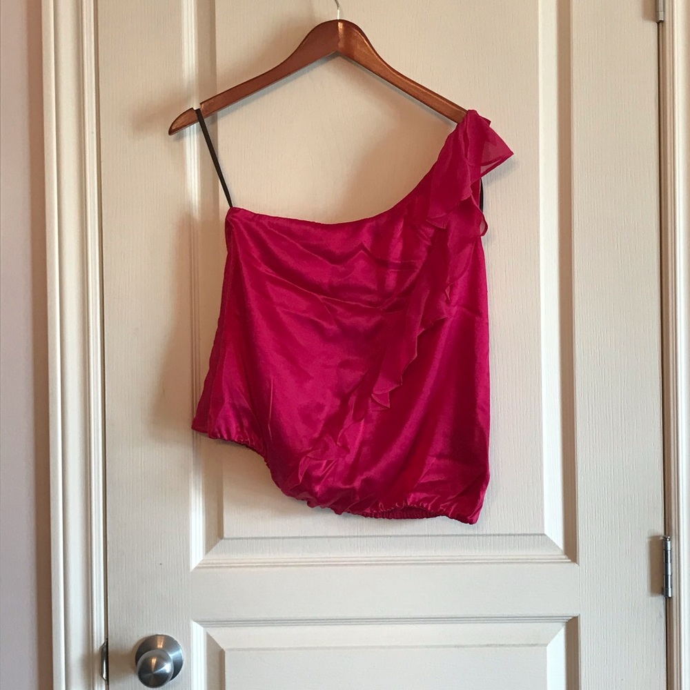 New Bebe top